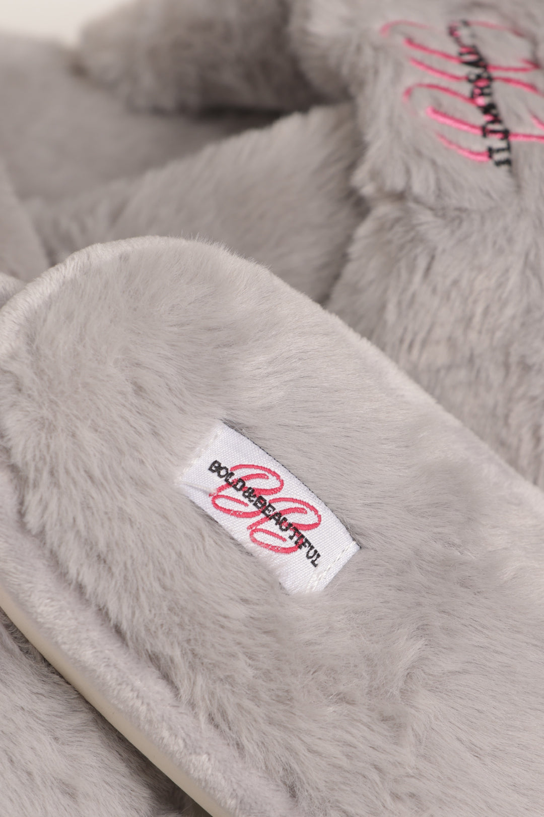 BB SIGNATURE SLIPPERS - GRAY