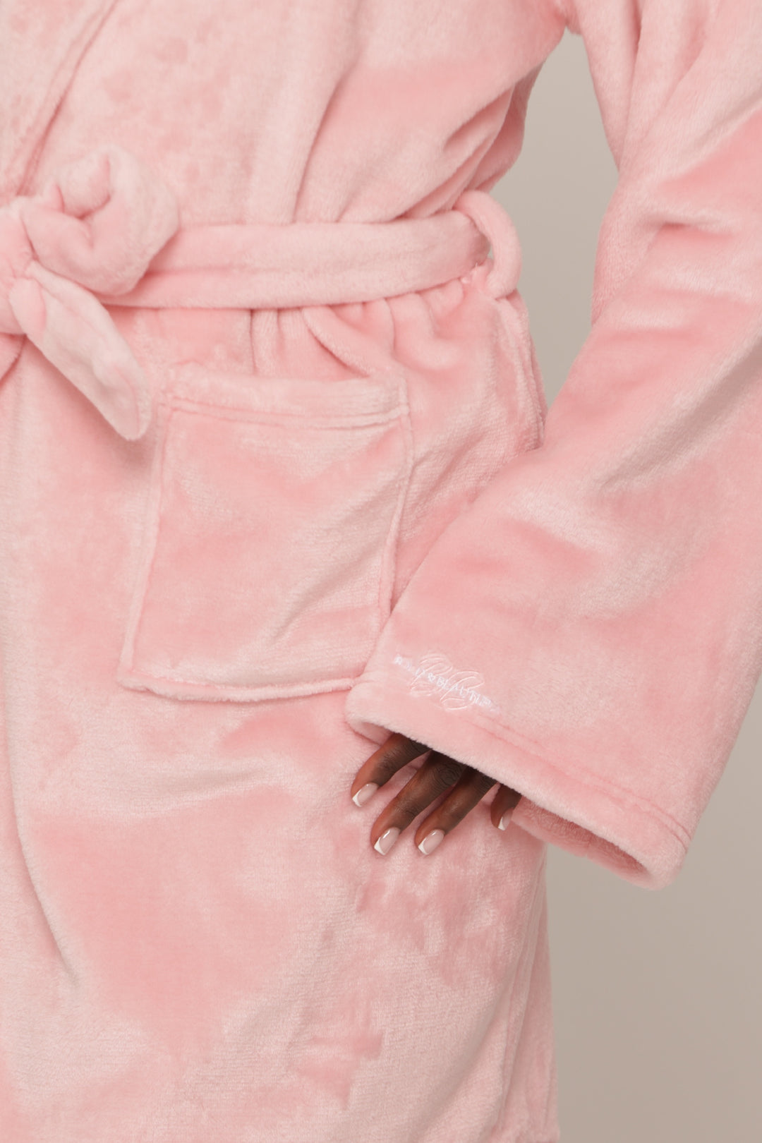 BB SIGNATURE ROBE - PINK