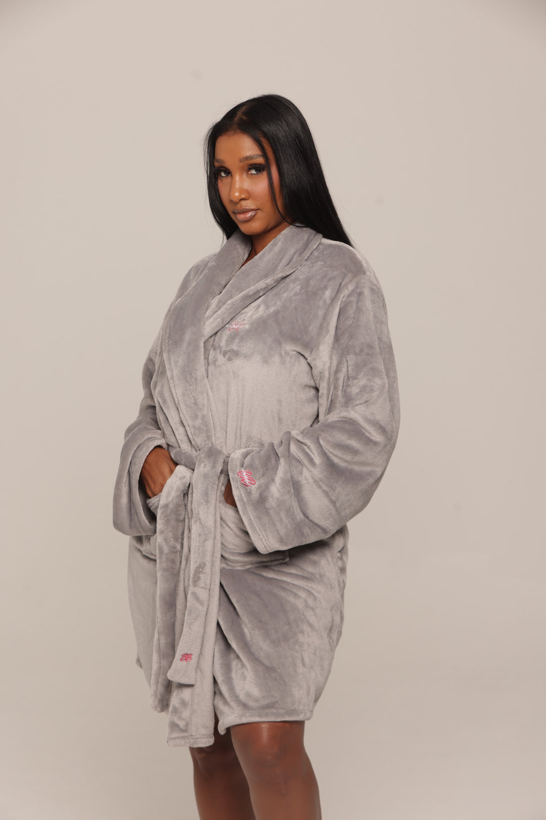 BB SIGNATURE ROBE - GRAY